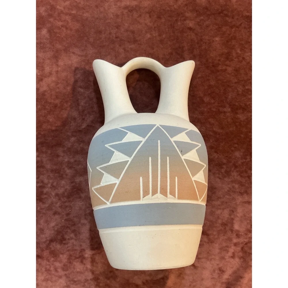 Vintage Native American Style Wedding Vase Etched Geometric Pottery 9.5in